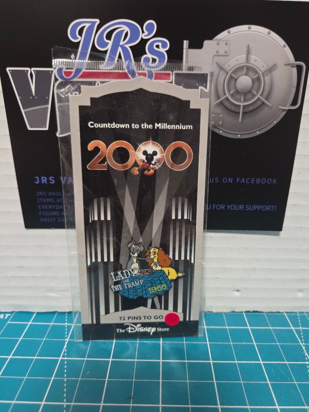 Disney DS Countdown to the Millennium Series Lady and the Tramp Enamel Pin